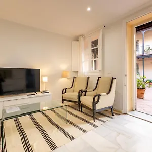 https://tranquilo-apartamento-en-zona-monumental.es-andalucia.com