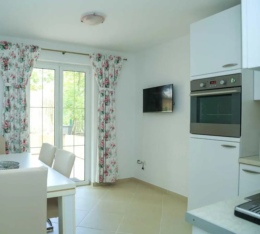 Adrian-Apartments-51511-Malinska-Otok-Krk Primorska 21 Malinska