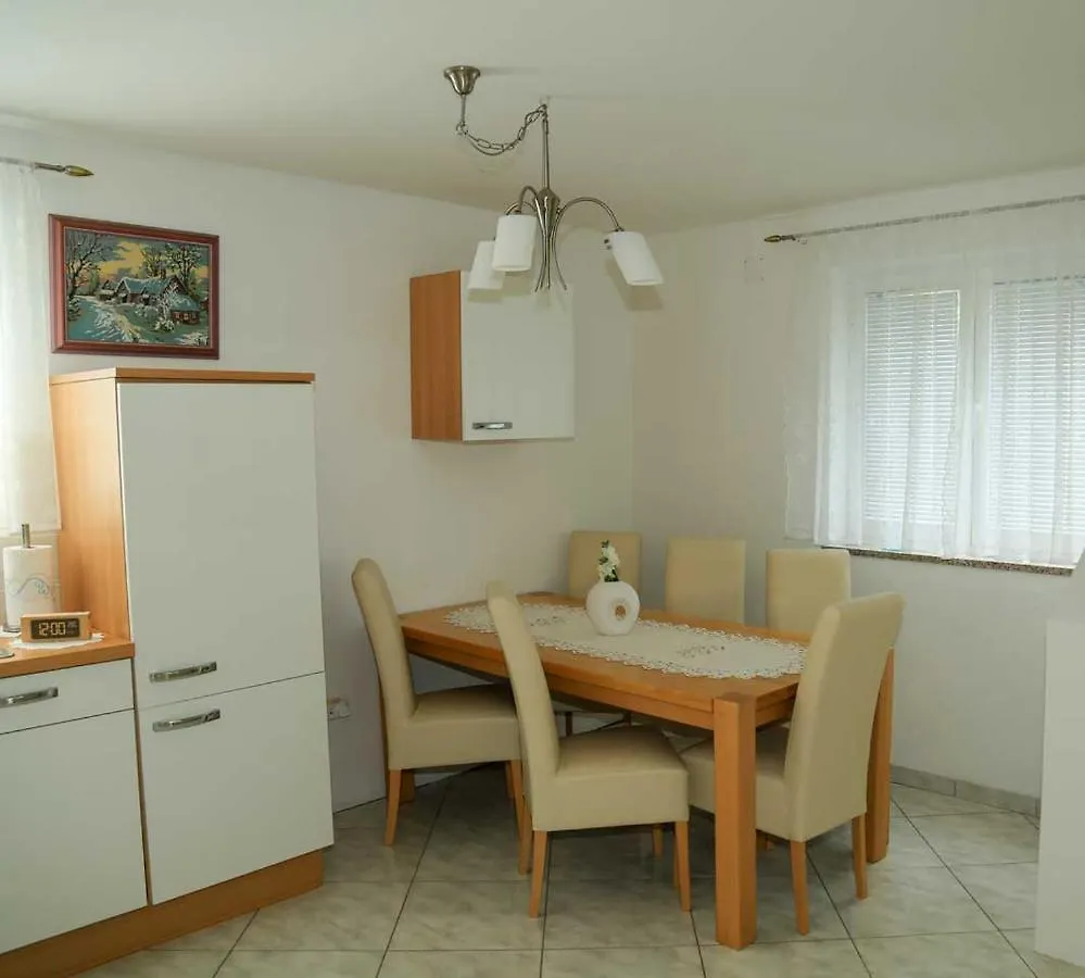 Adrian-Apartments-51511-Malinska-Otok-Krk Primorska 21