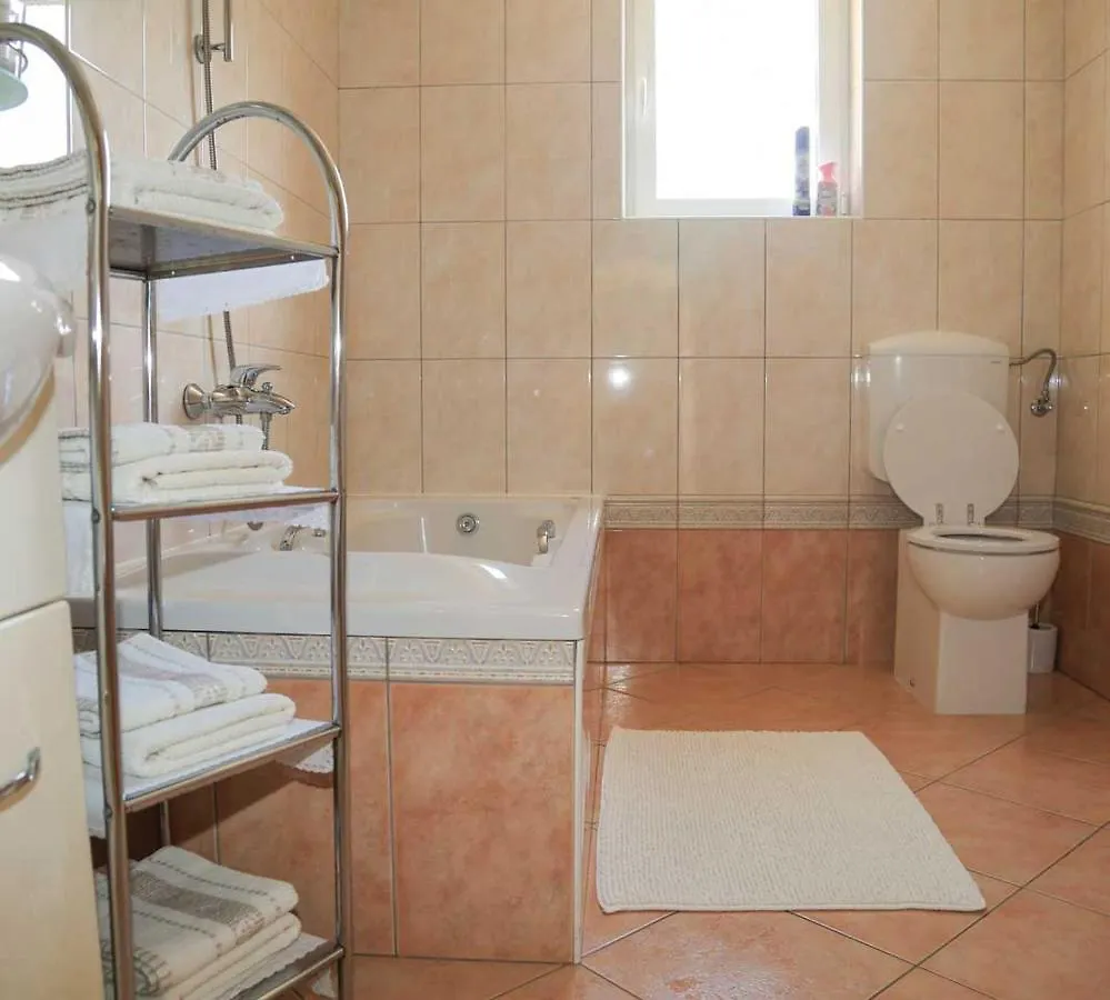 Adrian-Apartments-51511-Malinska-Otok-Krk Primorska 21